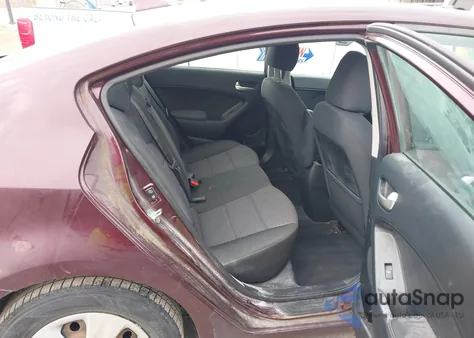 2018 Kia Forte Lx из США, поврежденный, VIN 3KPFL4A75JE196336